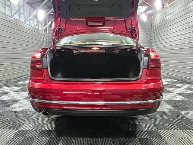 Vehicle image 13 of 42