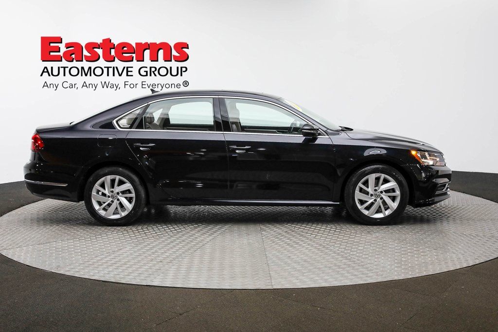 Vehicle image 17 of 62
