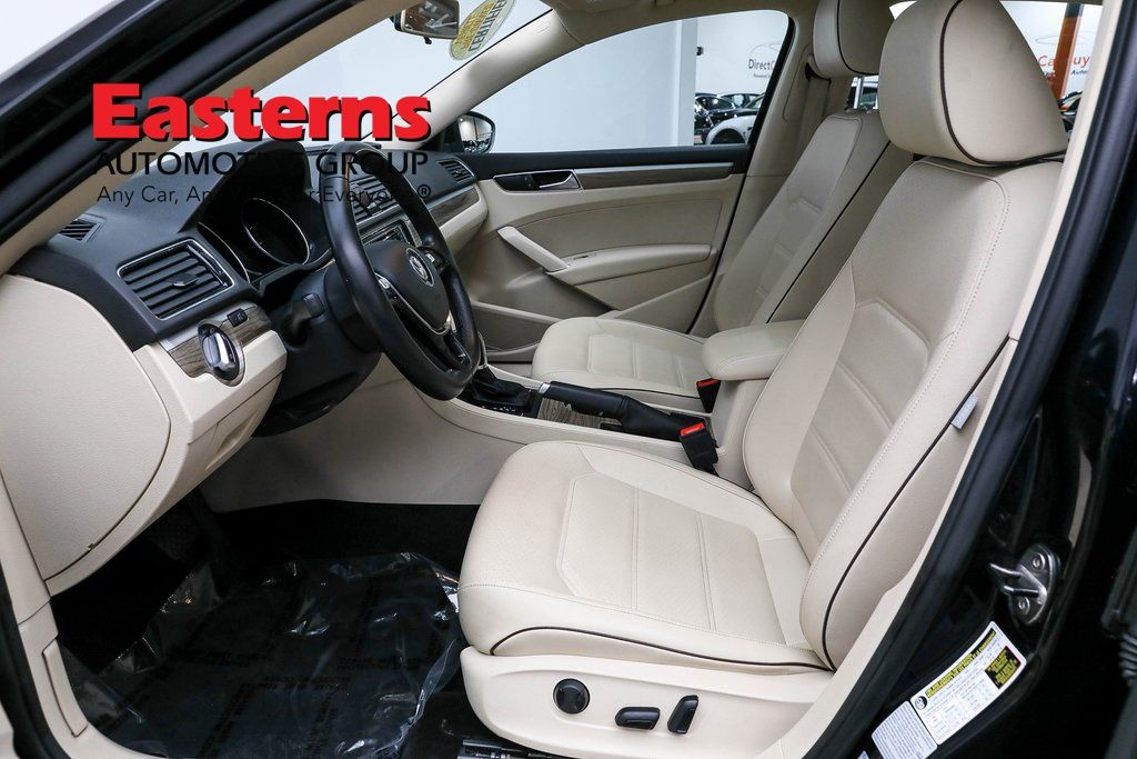 Vehicle image 44 of 62
