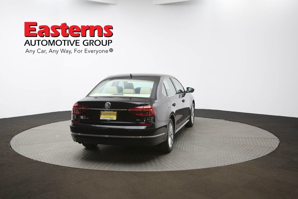 Vehicle image 21 of 62