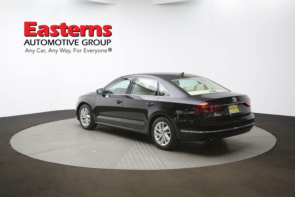 Vehicle image 31 of 62