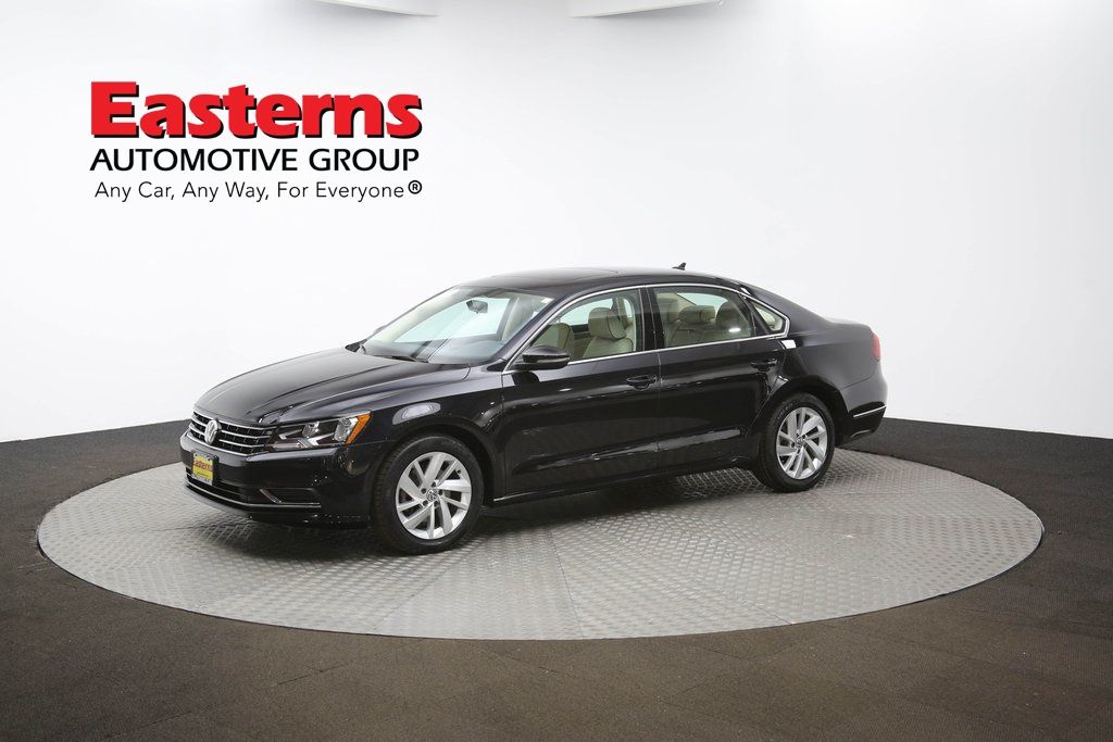 Vehicle image 4 of 62