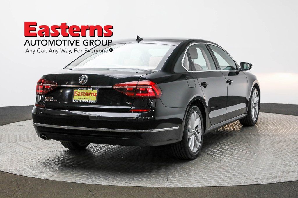 Vehicle image 25 of 62