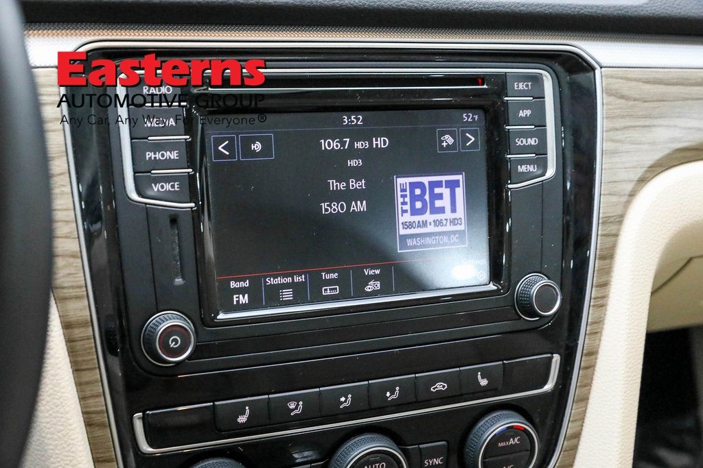 Vehicle image 48 of 62