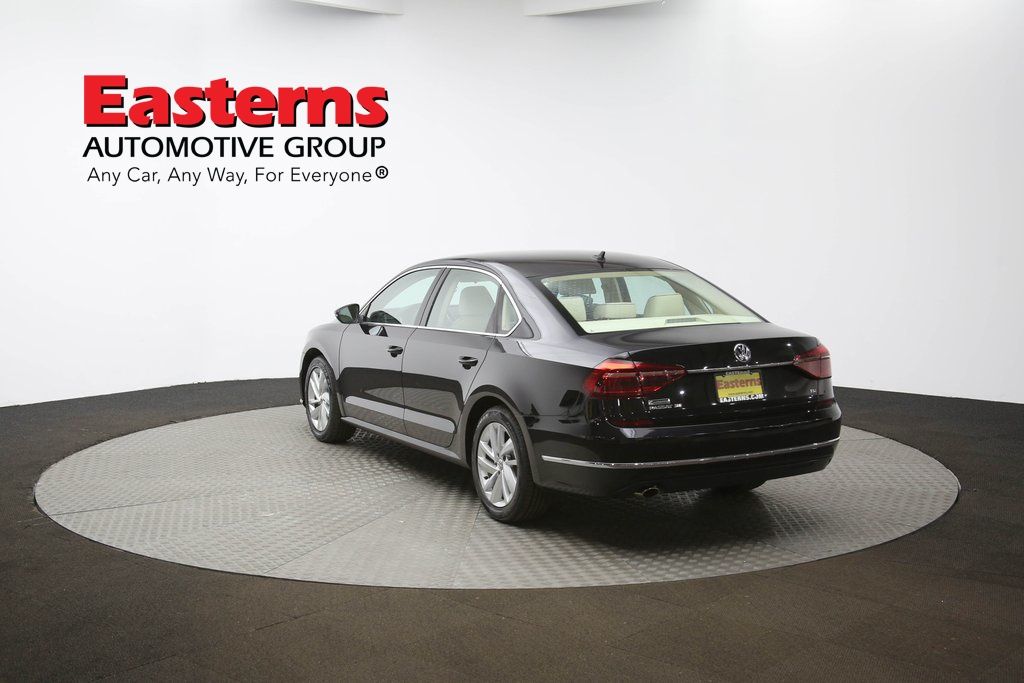 Vehicle image 32 of 62