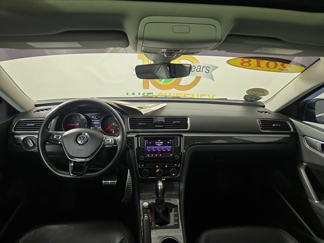 2018 Volkswagen Passat 2.0T SEL Premium Image 12 of 33