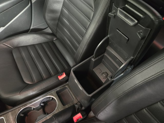 2018 Volkswagen Passat 2.0T SEL Premium Image 24 of 33