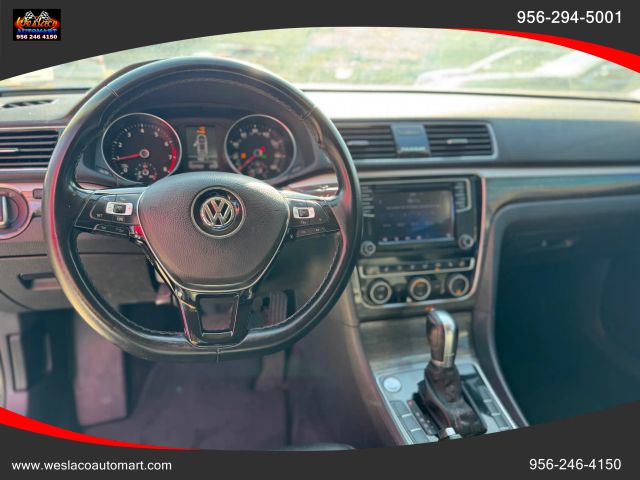 2018 Volkswagen Passat 2.0T SE Image 14 of 21