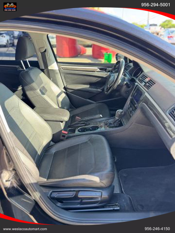 2018 Volkswagen Passat 2.0T SE Image 19 of 21