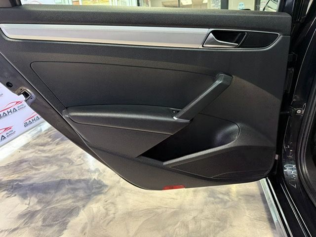 2018 Volkswagen Passat 2.0T S Image 45 of 69