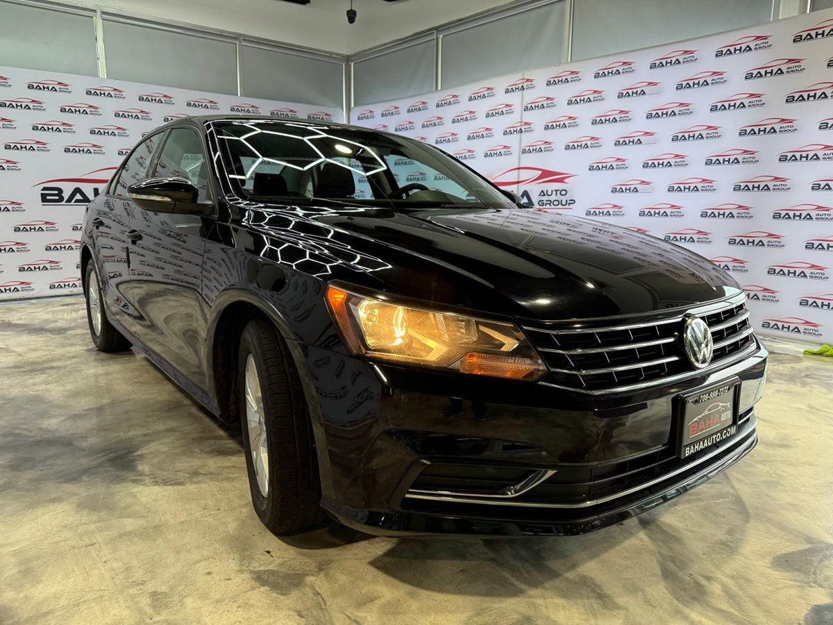 2018 Volkswagen Passat 2.0T S Image 6 of 69