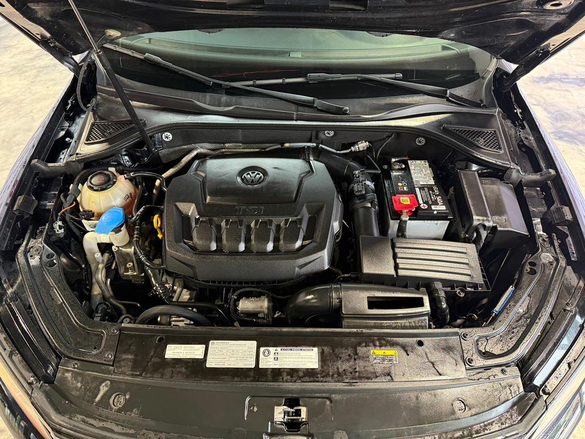 2018 Volkswagen Passat 2.0T S Image 10 of 69