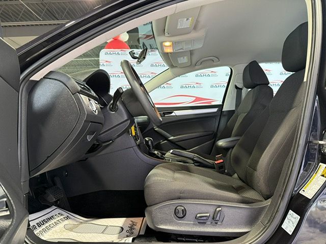 2018 Volkswagen Passat 2.0T S Image 28 of 69