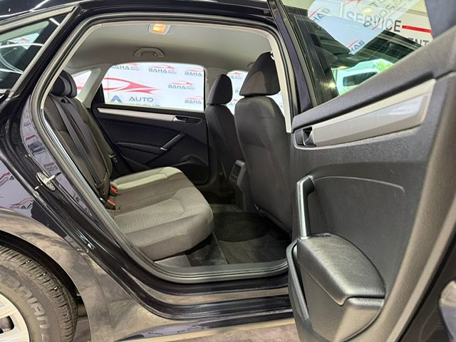 2018 Volkswagen Passat 2.0T S Image 20 of 69