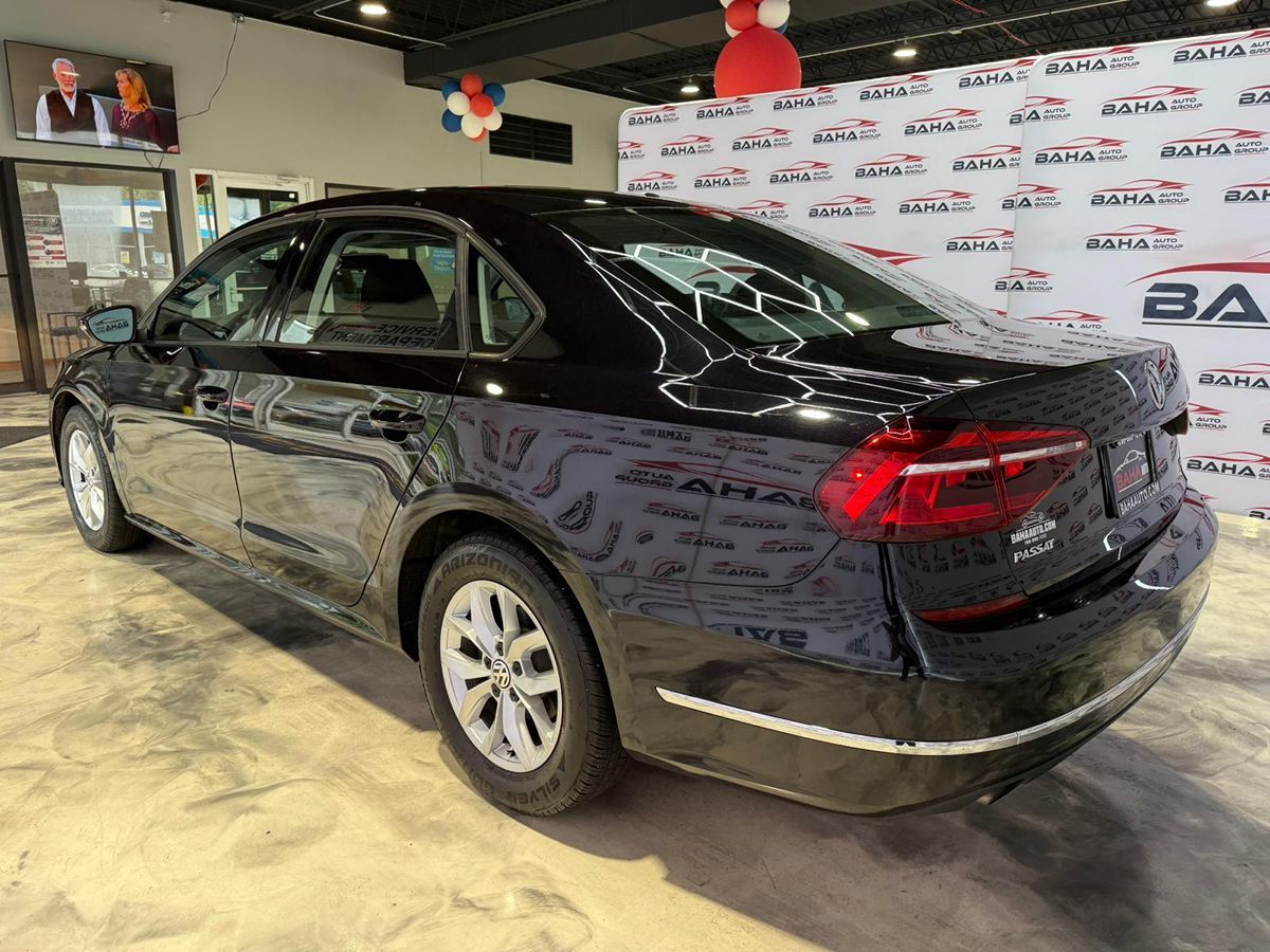 2018 Volkswagen Passat 2.0T S Image 9 of 69