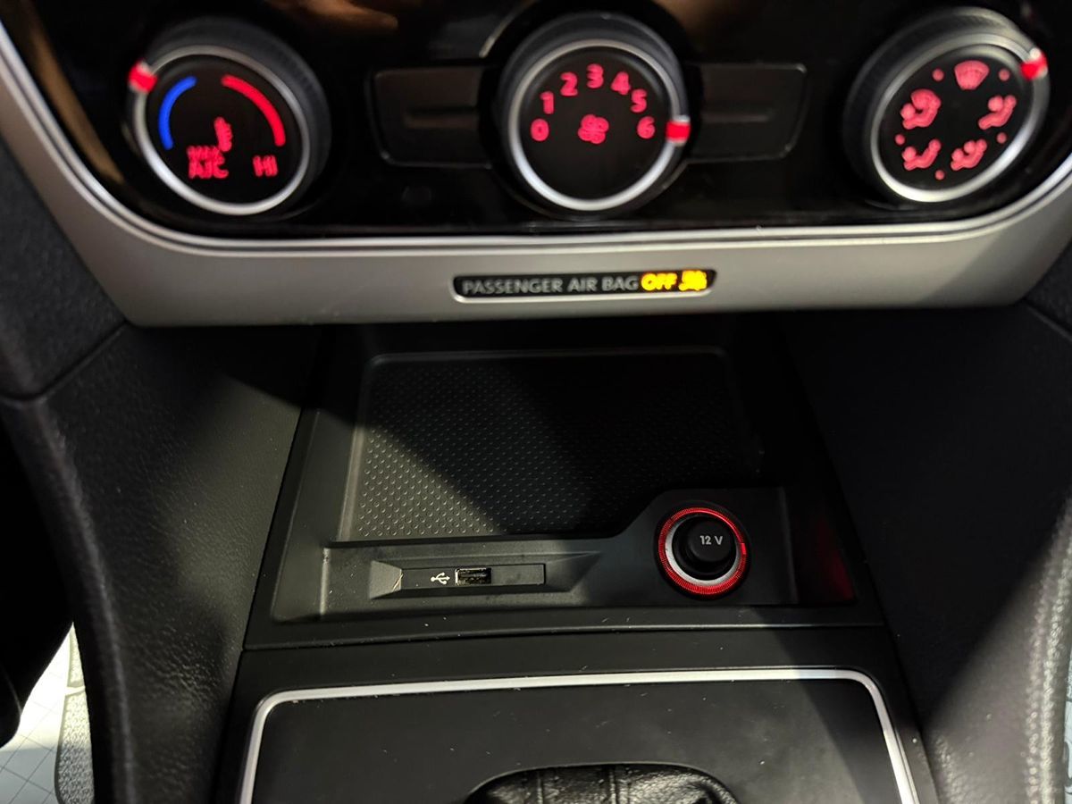 2018 Volkswagen Passat 2.0T S Image 69 of 69