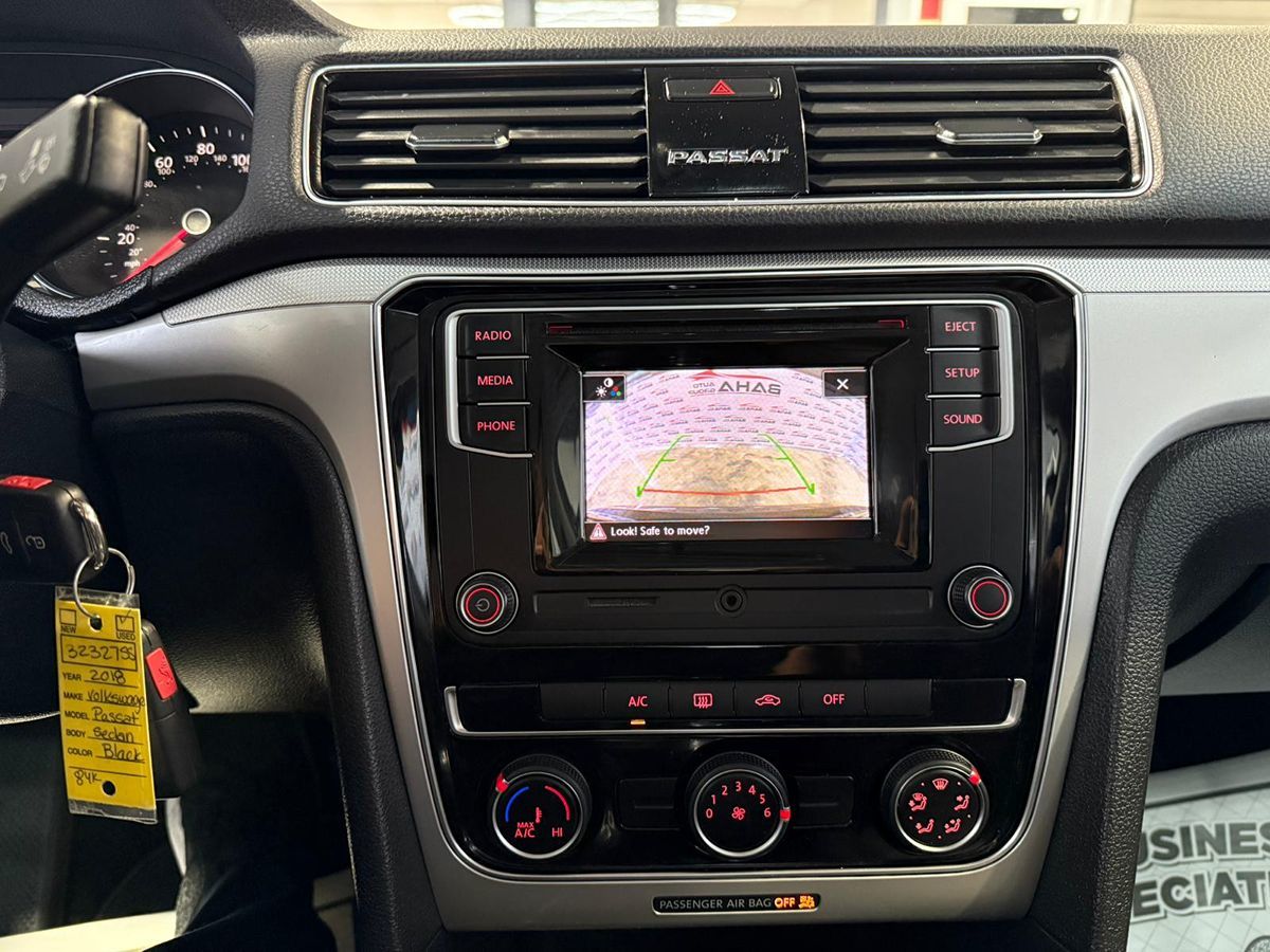 2018 Volkswagen Passat 2.0T S Image 41 of 69