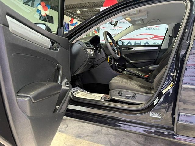 2018 Volkswagen Passat 2.0T S Image 54 of 69