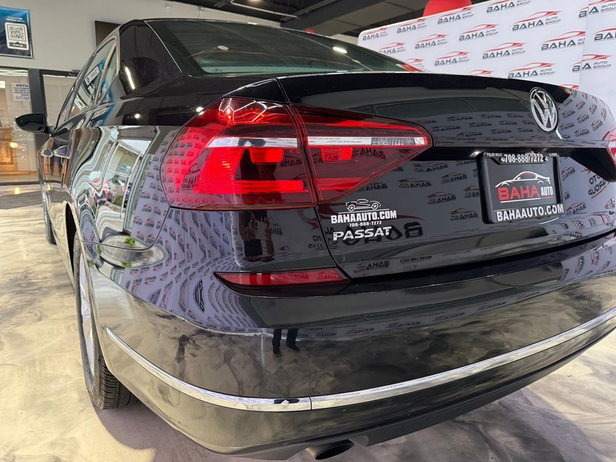 2018 Volkswagen Passat 2.0T S Image 52 of 69