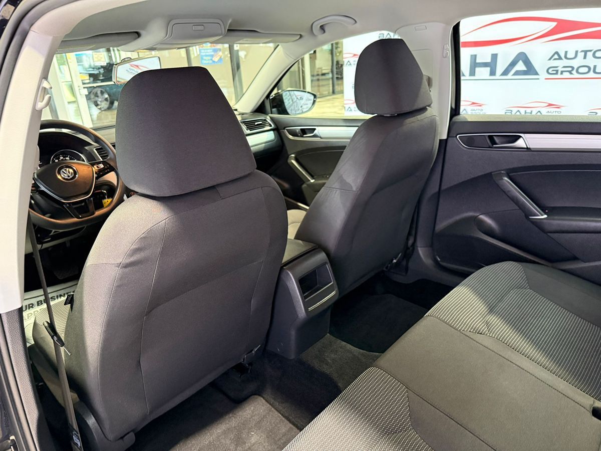 2018 Volkswagen Passat 2.0T S Image 25 of 69