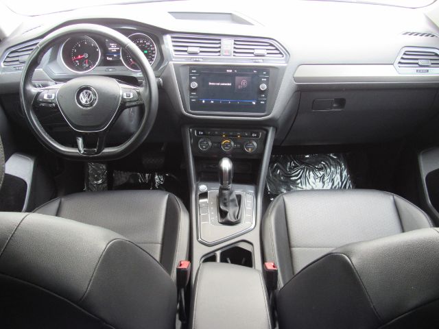 Vehicle image 9 of 57
