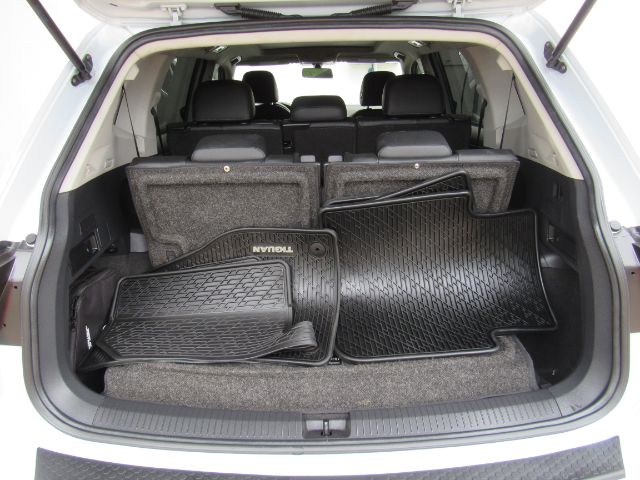 Vehicle image 24 of 57