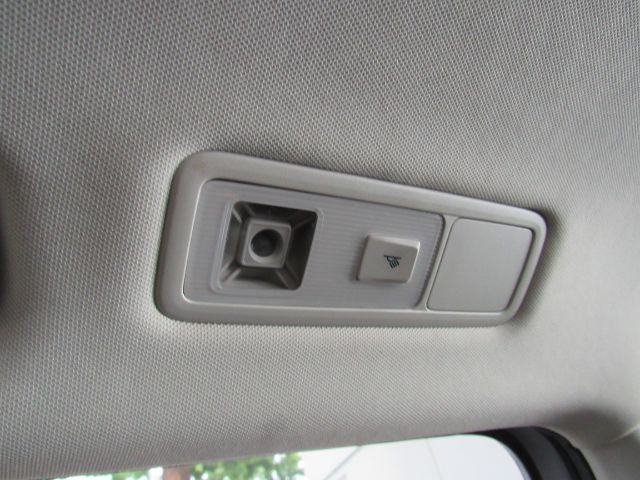 Vehicle image 29 of 57