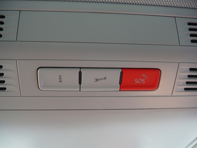Vehicle image 13 of 33