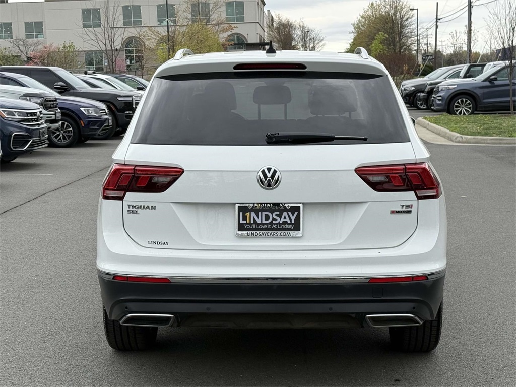 Vehicle image 6 of 26
