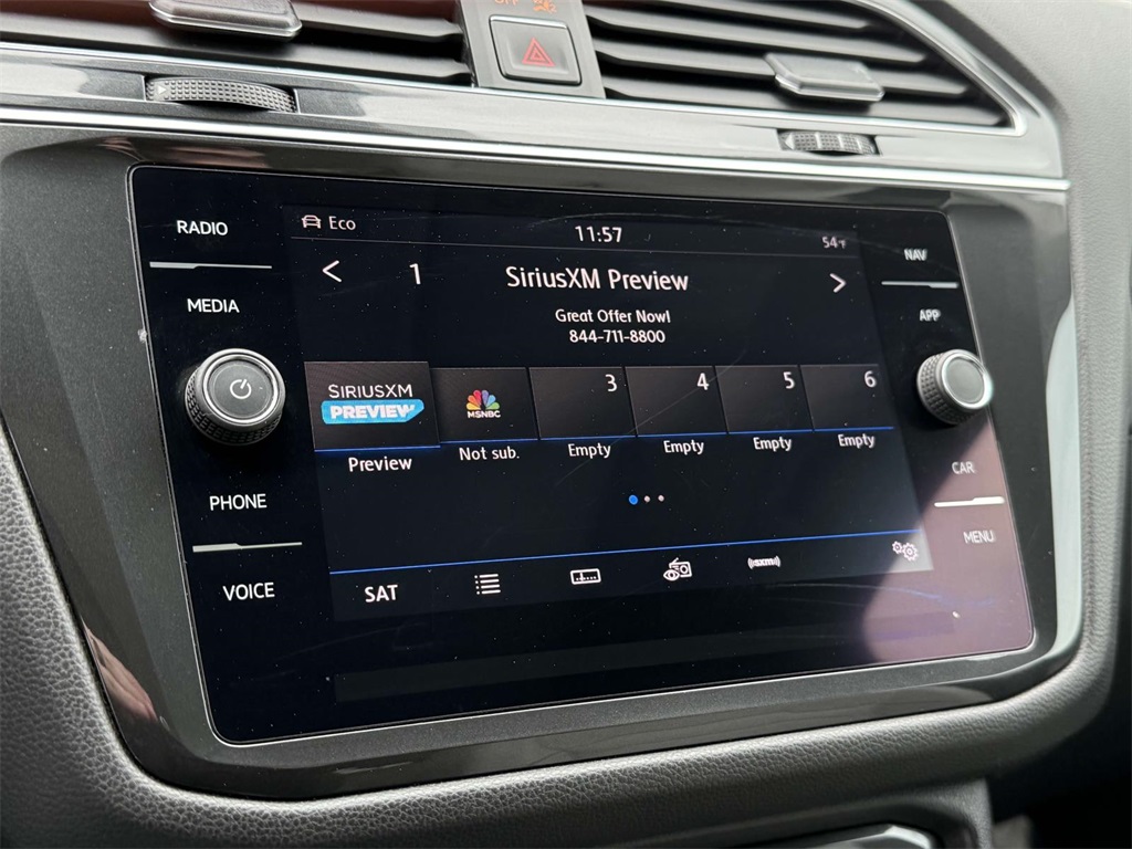 Vehicle image 16 of 26