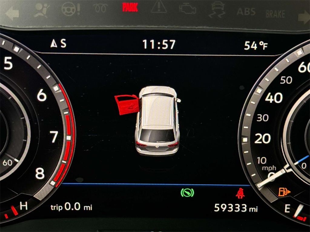 Vehicle image 25 of 26