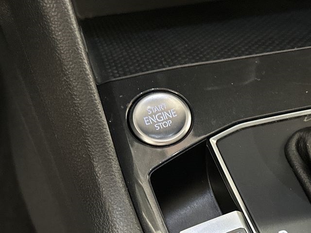 Vehicle image 16 of 35