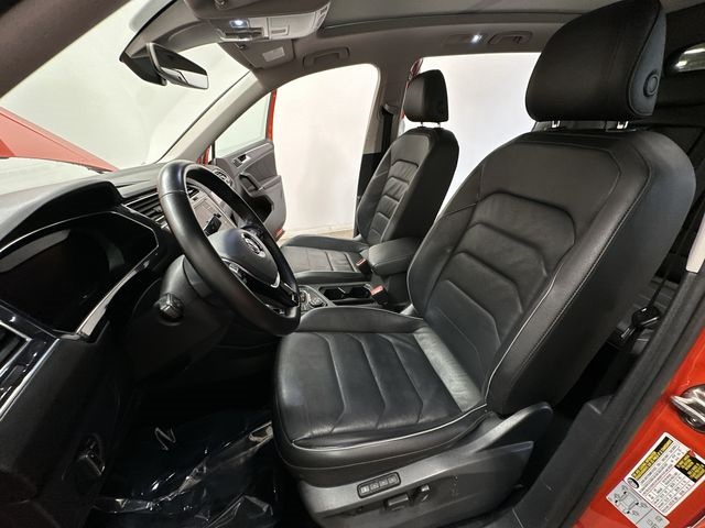 Vehicle image 24 of 35