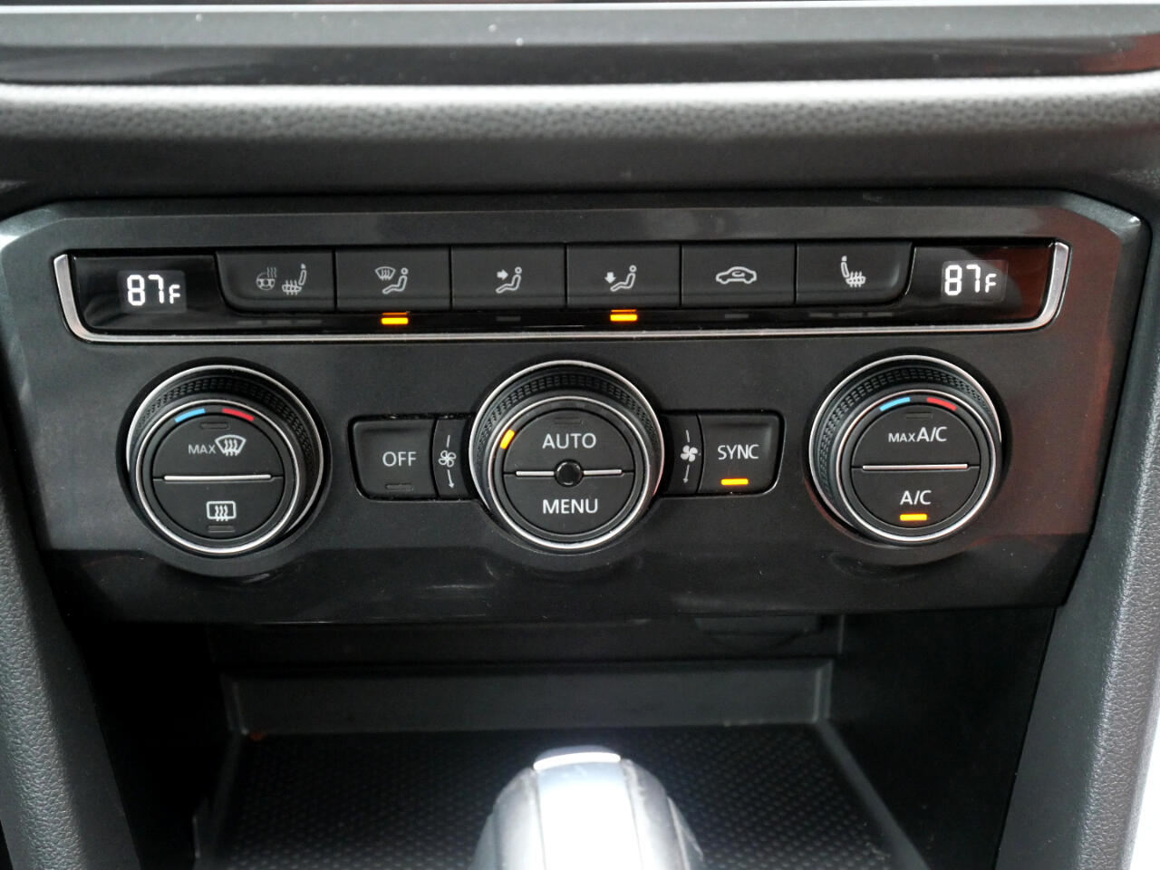 Vehicle image 39 of 41