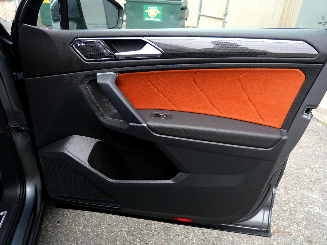 Vehicle image 26 of 41