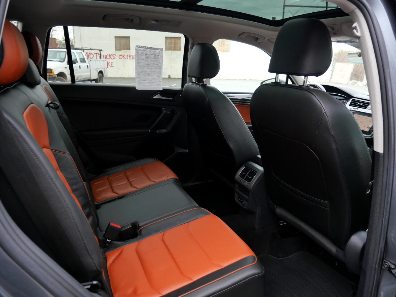 Vehicle image 24 of 41