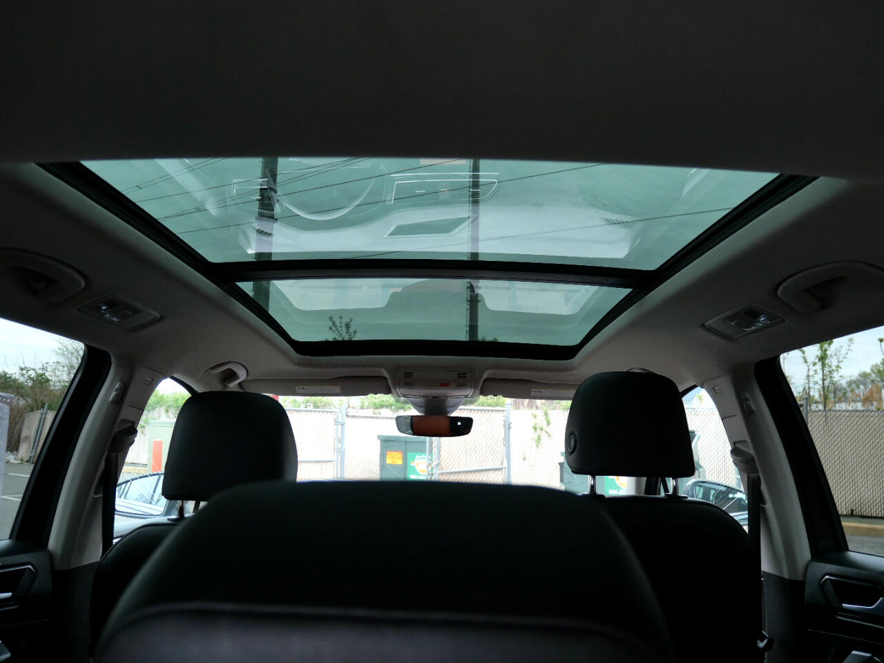 Vehicle image 20 of 41