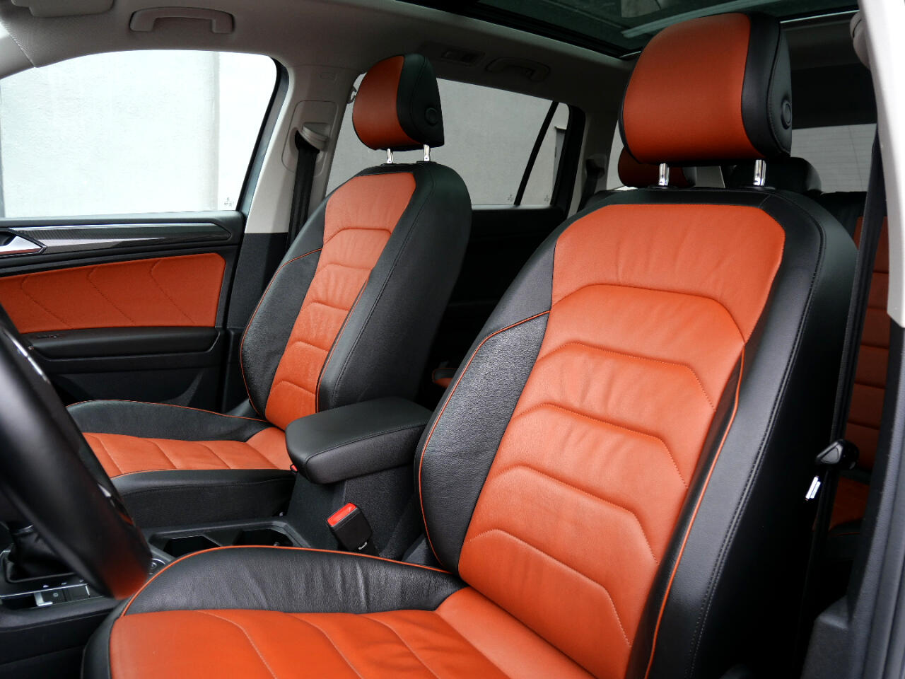 Vehicle image 14 of 41