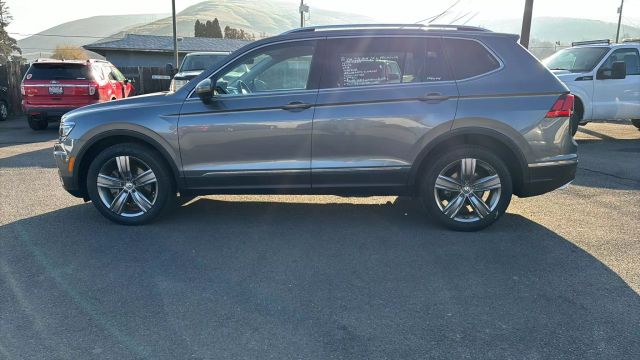 Vehicle image 2 of 21