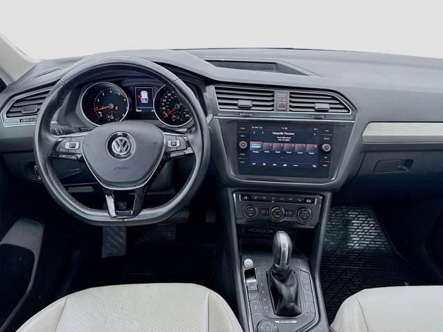 Vehicle image 14 of 20