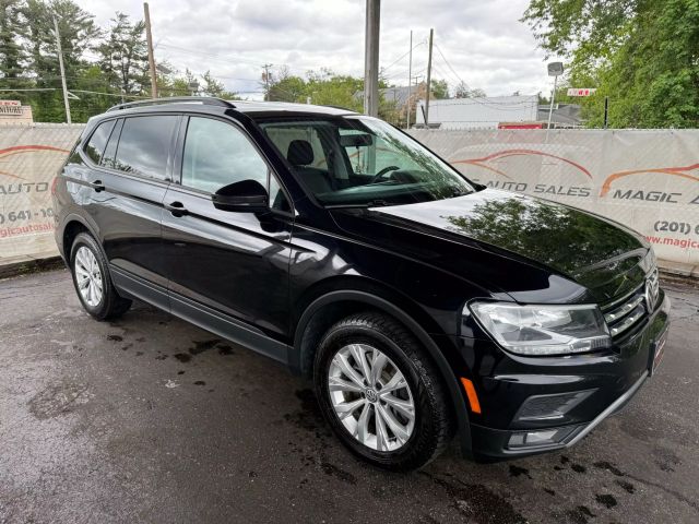 Vehicle image 5 of 47