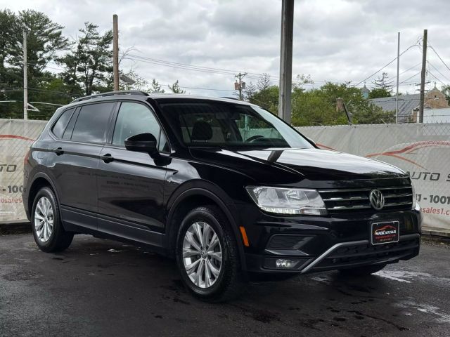 Vehicle image 6 of 47