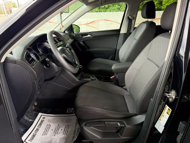 Vehicle image 15 of 47