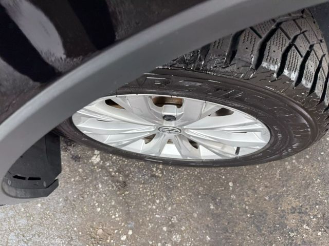 Vehicle image 36 of 47