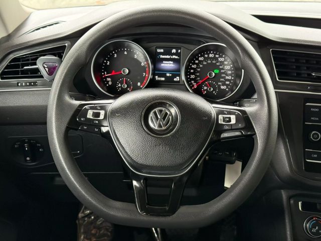 Vehicle image 30 of 47