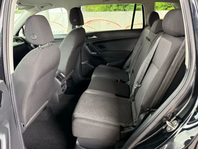 Vehicle image 18 of 47