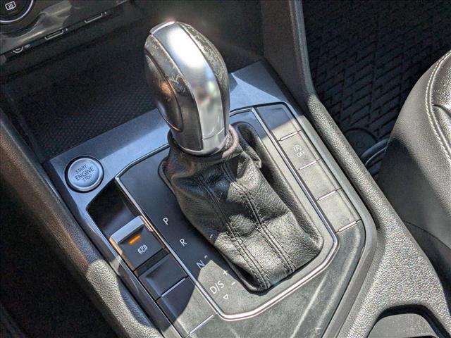 Vehicle image 12 of 25