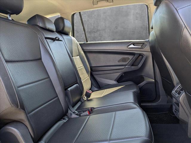 Vehicle image 20 of 25
