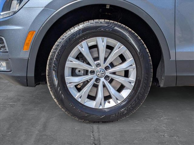 Vehicle image 24 of 25