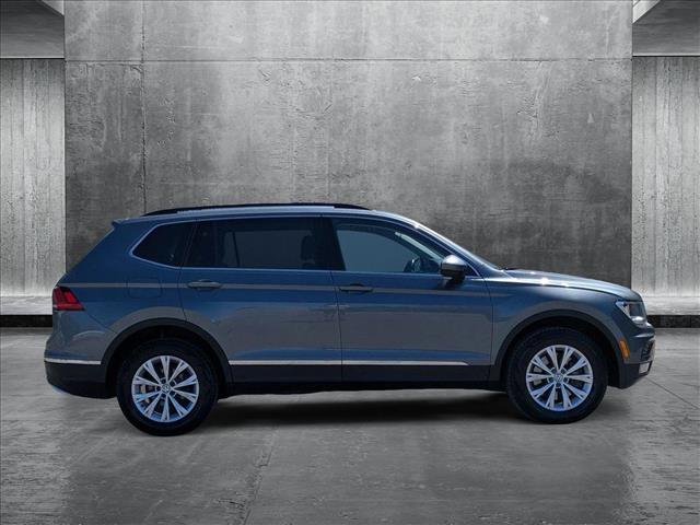 Vehicle image 4 of 25